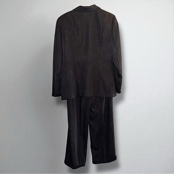 Elegant Tahari ASL Size 12 Petite Black Silver Lurex Pinstripes Dressy Pantsuit - Picture 3 of 16